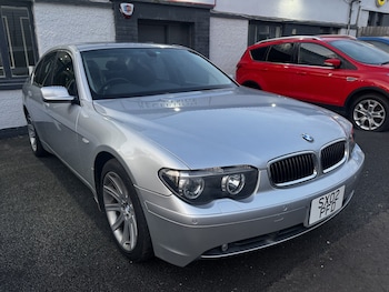 2022 - 4.4 745i V8 4-Door