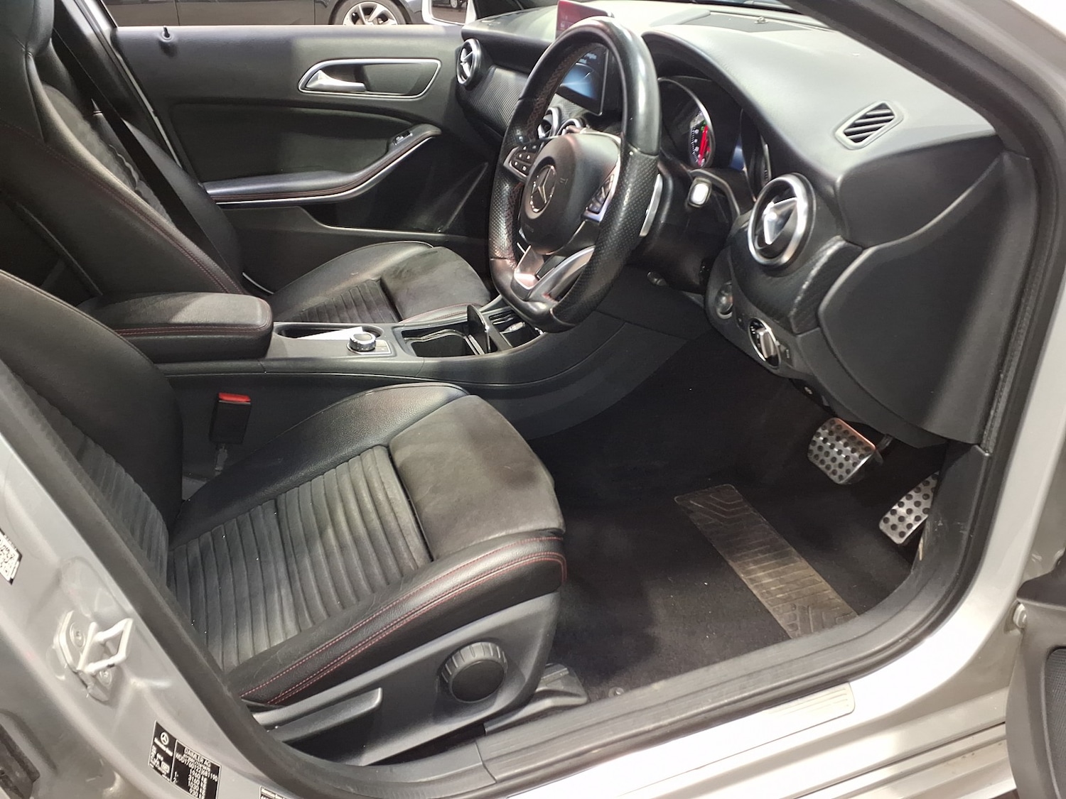 Used Mercedes-Benz A-Class 2017 for sale - 77572771: Photo 16