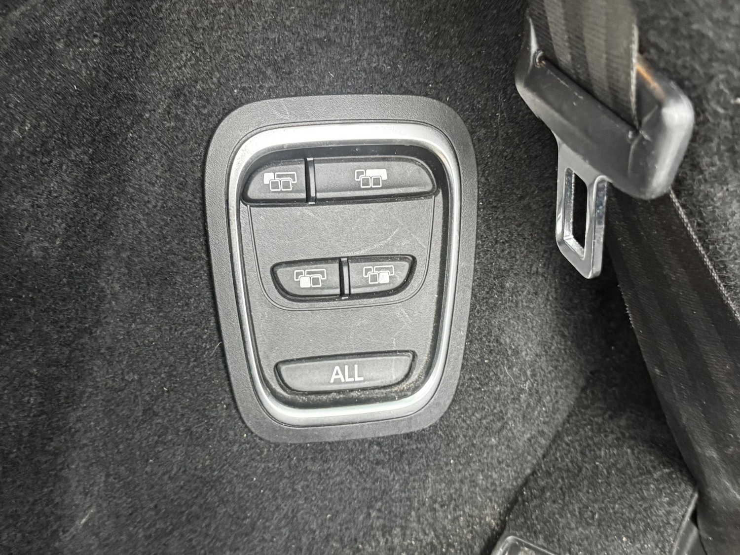 Used Renault Grand Scenic 2017 for sale - 77129483: Photo 12