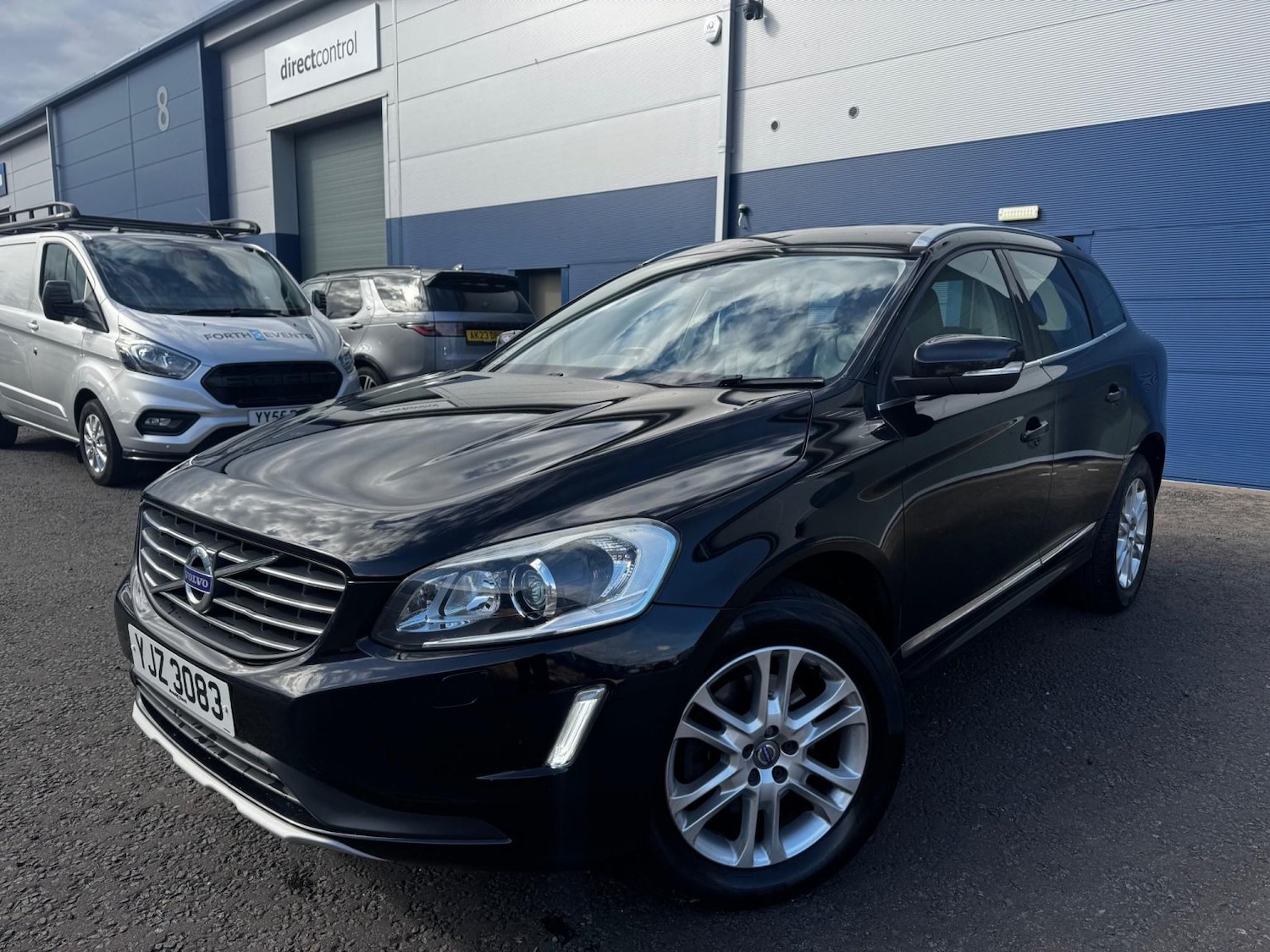 Used Volvo XC60 2016 for sale - 76530960: Photo 4