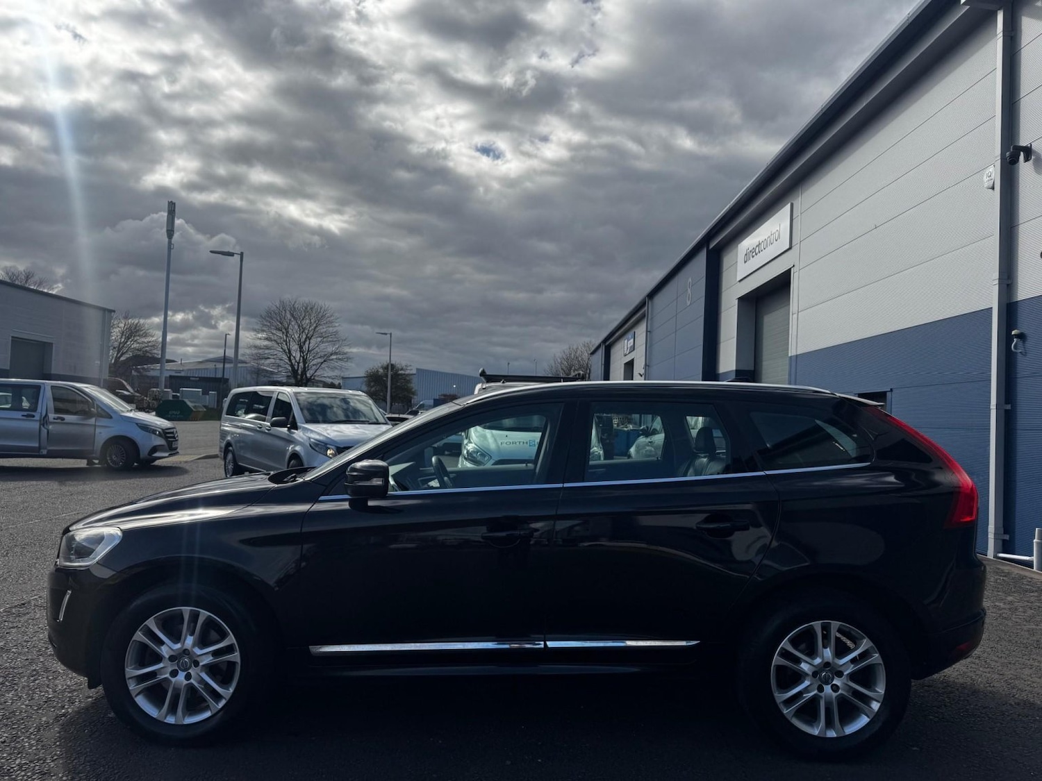 Used Volvo XC60 2016 for sale - 76530960: Photo 8