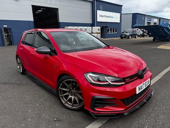 Volkswagen - Golf