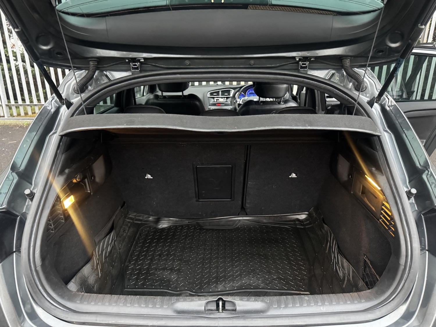 Used Citroen DS4 2013 for sale - 77438355: Photo 12