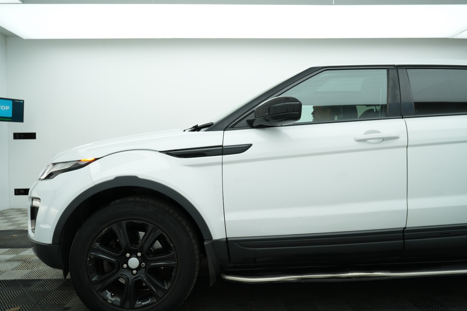 Used Land Rover Range Rover Evoque 2017 for sale - 78031602: Photo 7