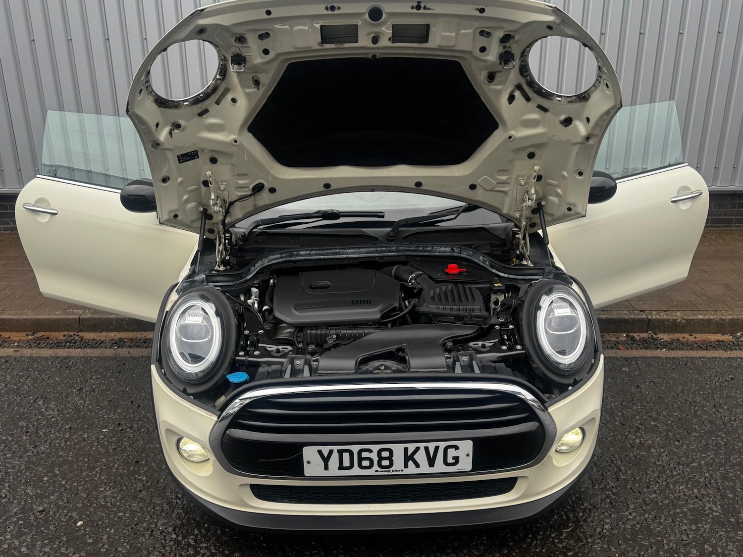 Used MINI Hatch 2018 for sale - 76468846: Photo 18
