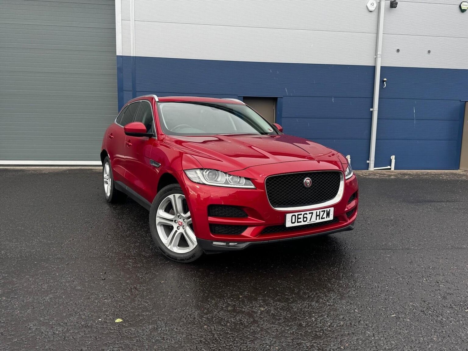Used Jaguar F-Pace 2017 for sale - 76530992: Photo 1