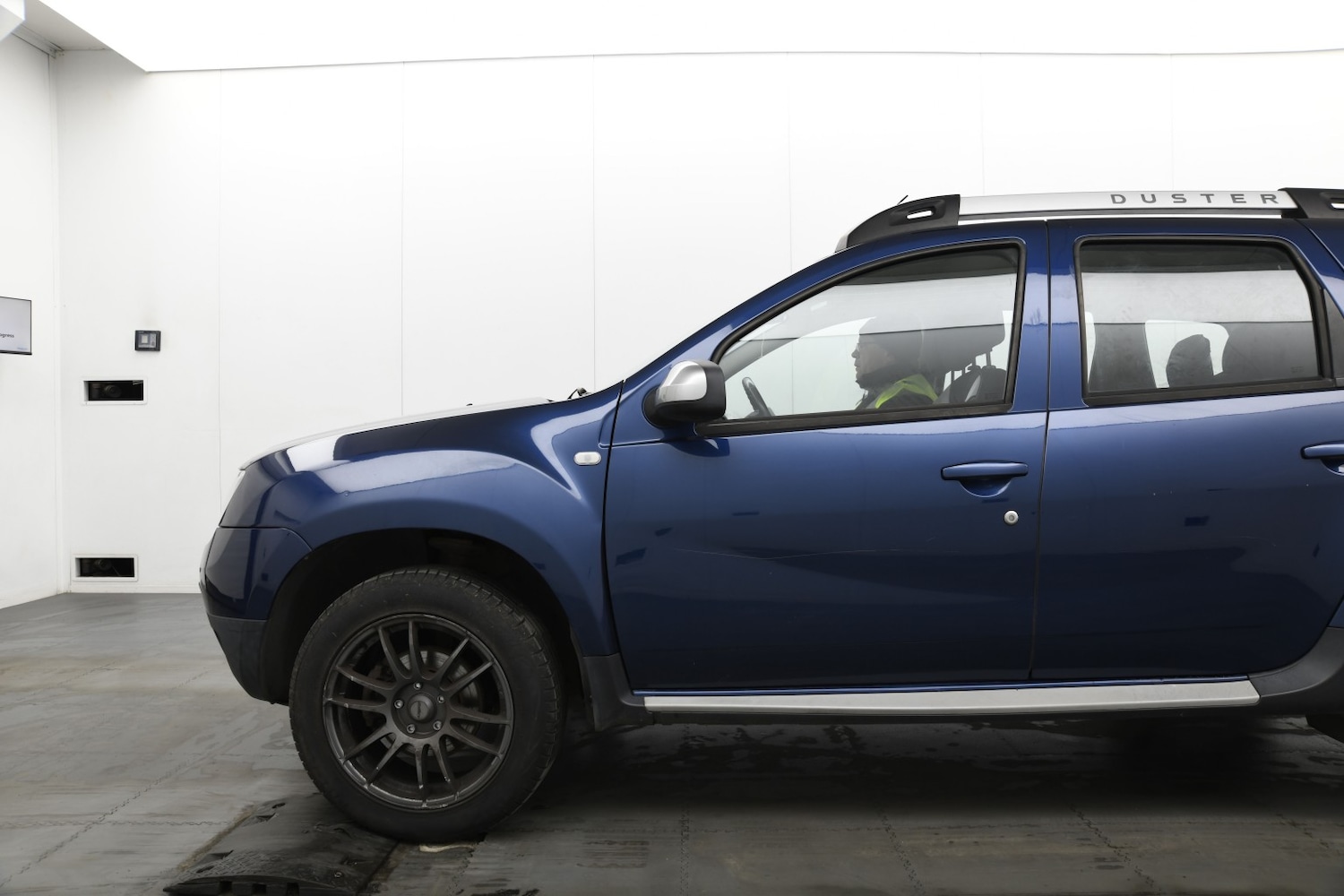 Used Dacia Duster 2017 for sale - 76799216: Photo 11