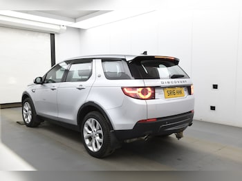 Used Land Rover Discovery Sport 2016 for sale - 78373519: Photo