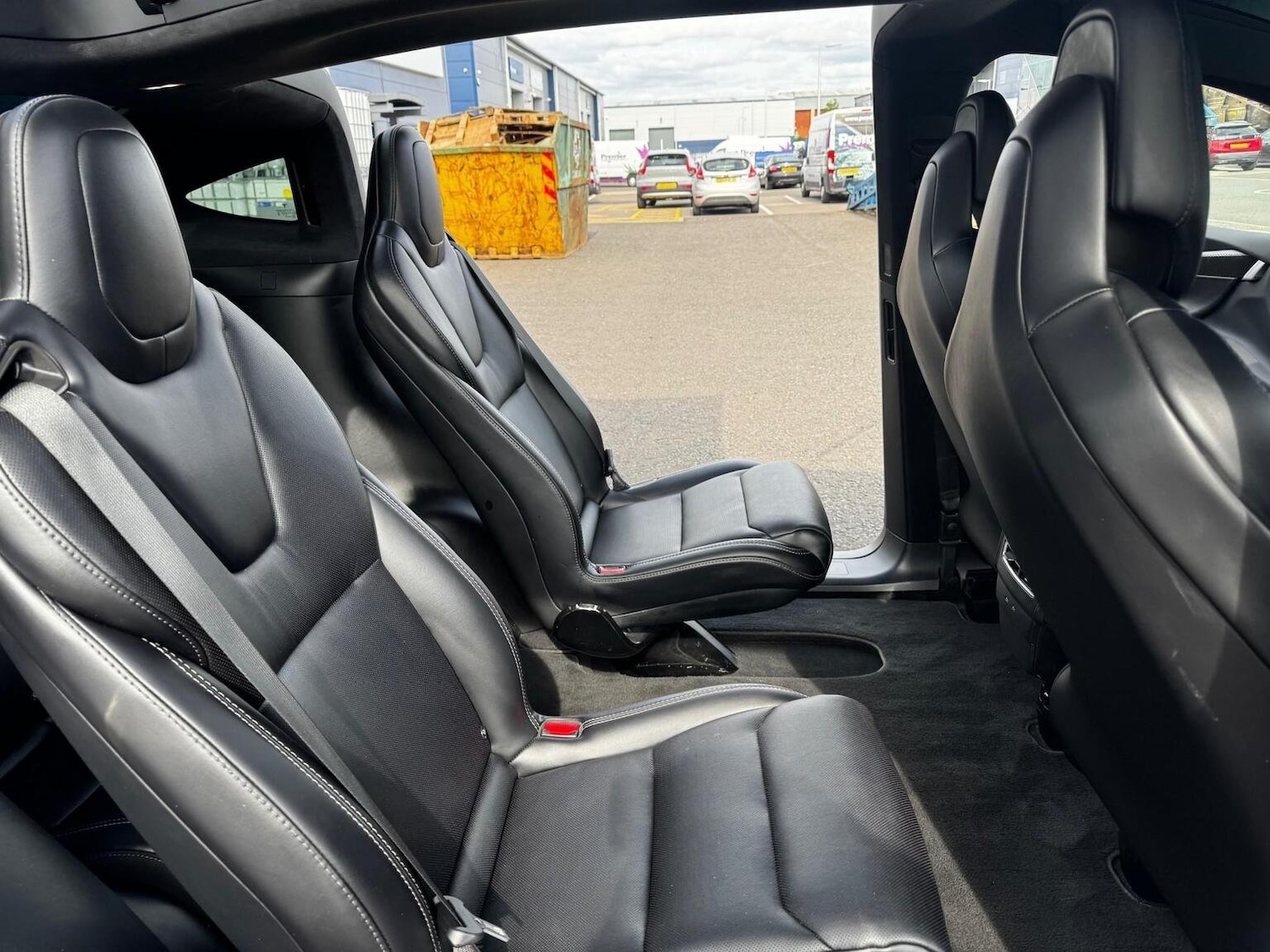 Used Tesla Model X 2018 for sale - 76530935: Photo 11