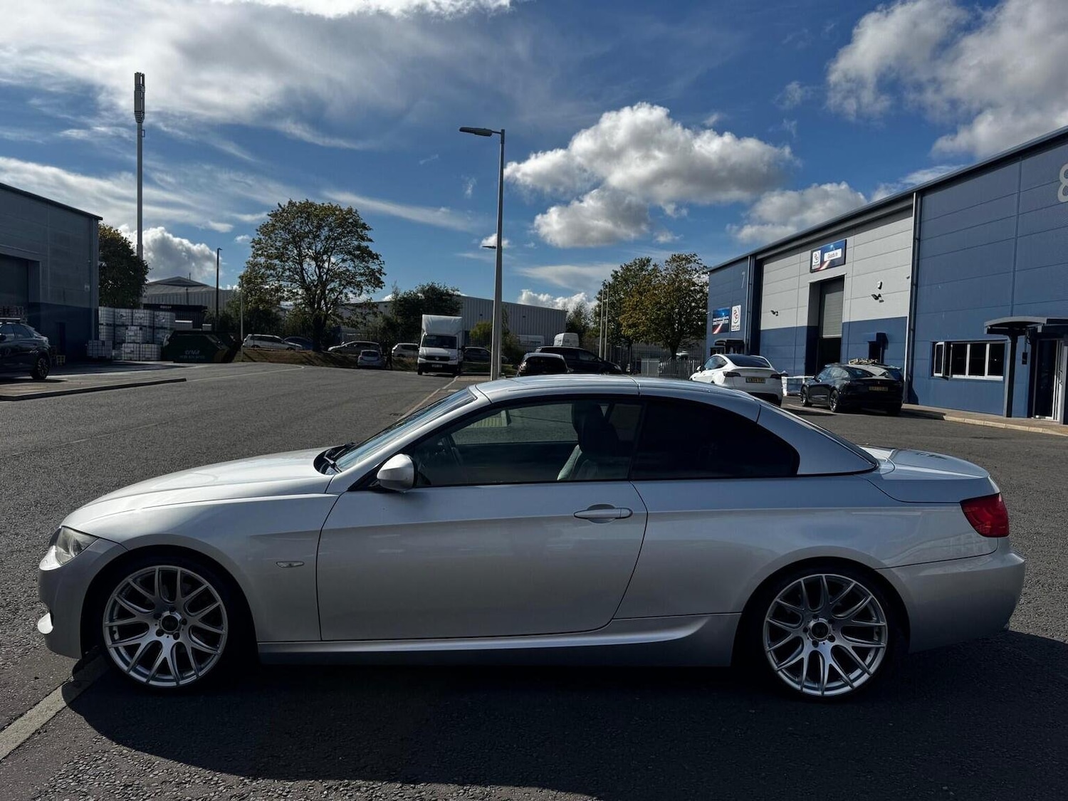 Used BMW 3 Series 2010 for sale - 76530936: Photo 9