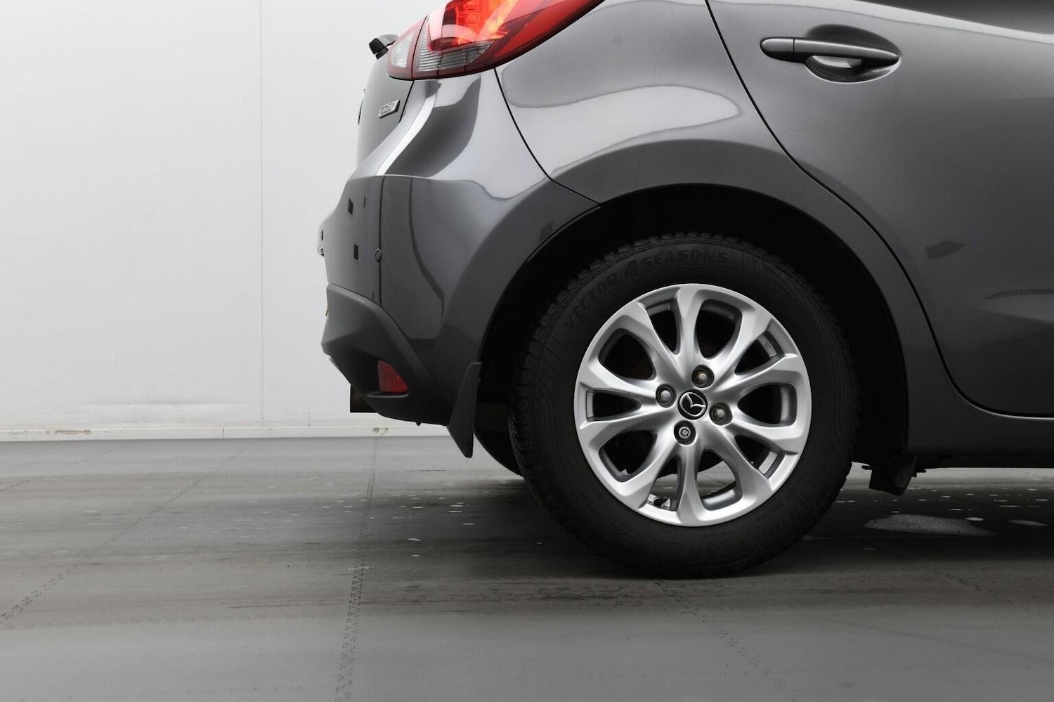 Used Mazda Mazda2 2018 for sale - 76530940: Photo 13