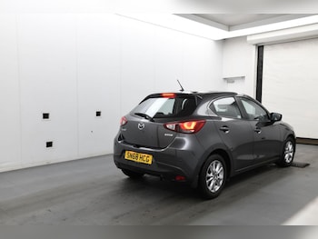 Used Mazda Mazda2 2018 for sale - 76530940: Photo