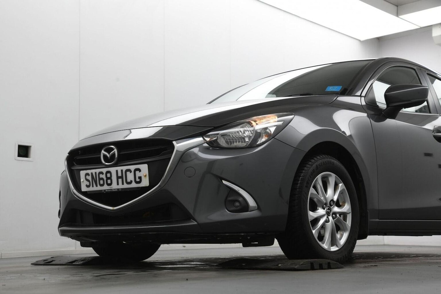 Used Mazda Mazda2 2018 for sale - 76530940: Photo 6