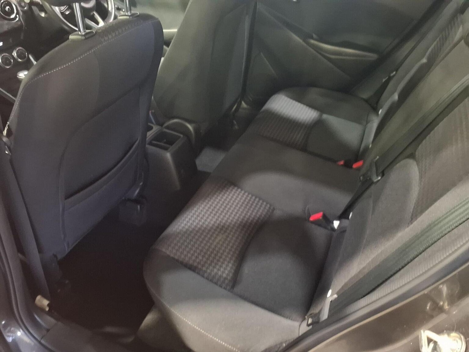 Used Mazda Mazda2 2018 for sale - 76530940: Photo 8