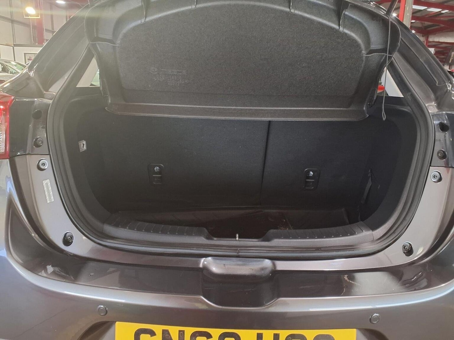 Used Mazda Mazda2 2018 for sale - 76530940: Photo 9