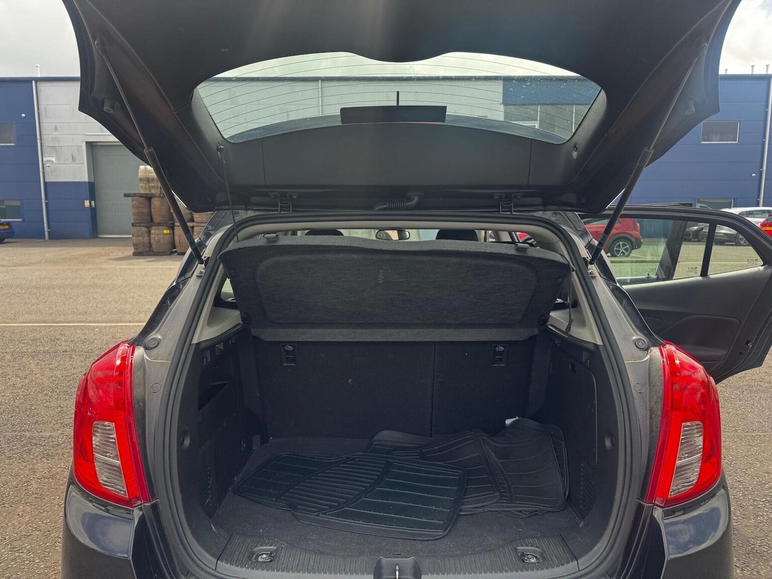 Used Vauxhall Mokka 2015 for sale - 76530938: Photo 11