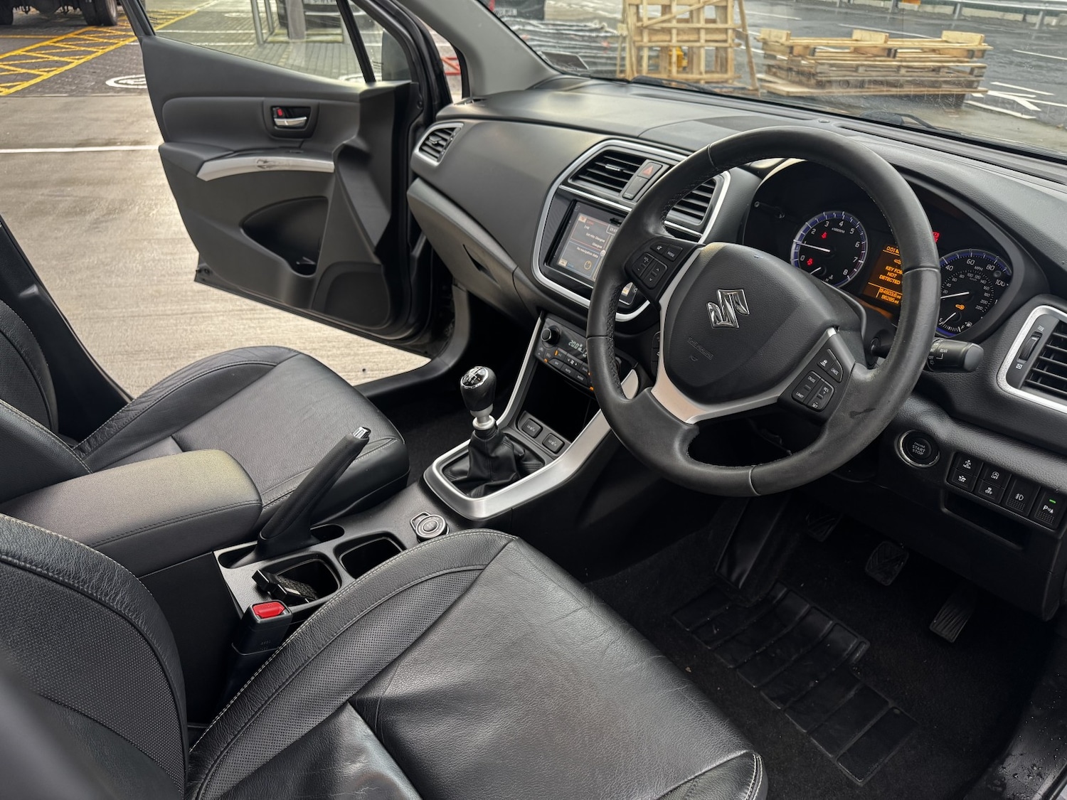 Used Suzuki SX4 S-Cross 2017 for sale - 77277358: Photo 15