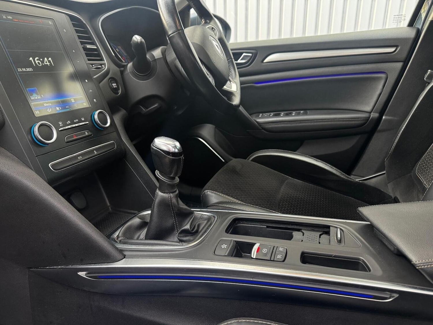 Used Renault Megane 2016 for sale - 76530956: Photo 14