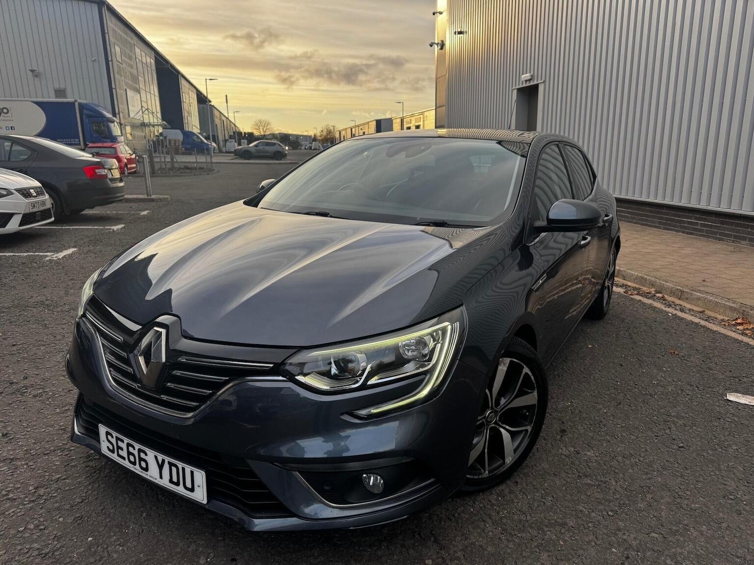 Used Renault Megane 2016 for sale - 76530956: Photo 3