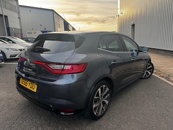 Used Renault Megane 2016 for sale - 76530956: Photo