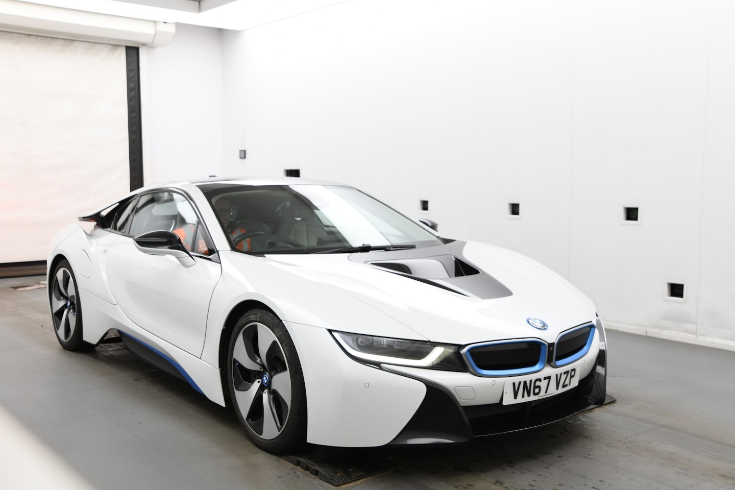 Used BMW i8 2017 for sale - 77906662: Photo 4