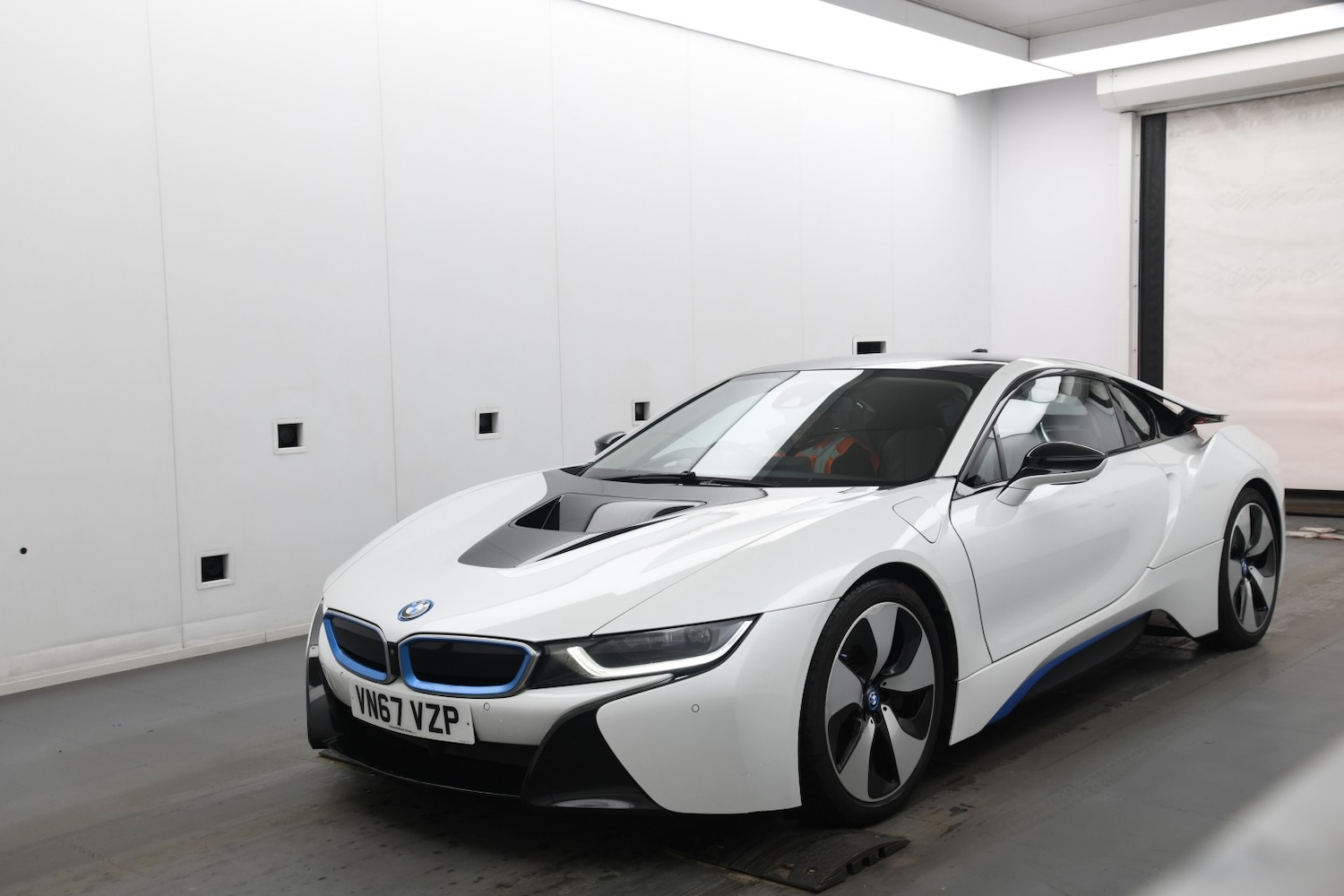 Used BMW i8 2017 for sale - 77906662: Photo 5