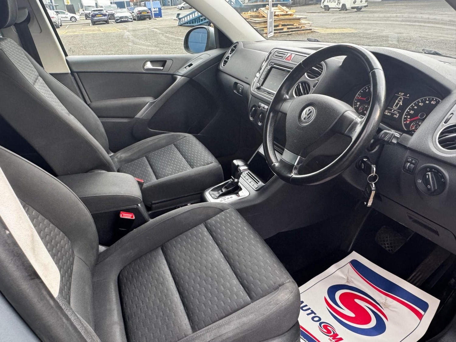 Used Volkswagen Tiguan 2009 for sale - 76530950: Photo 11