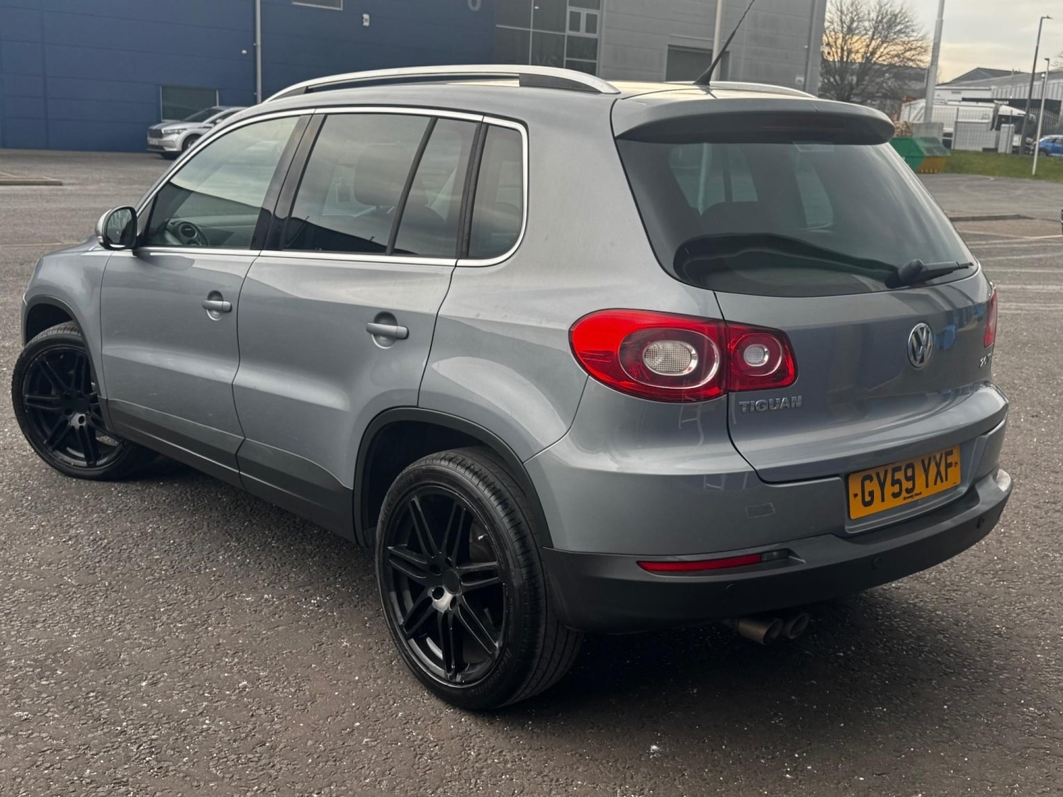 Used Volkswagen Tiguan 2009 for sale - 76530950: Photo 3