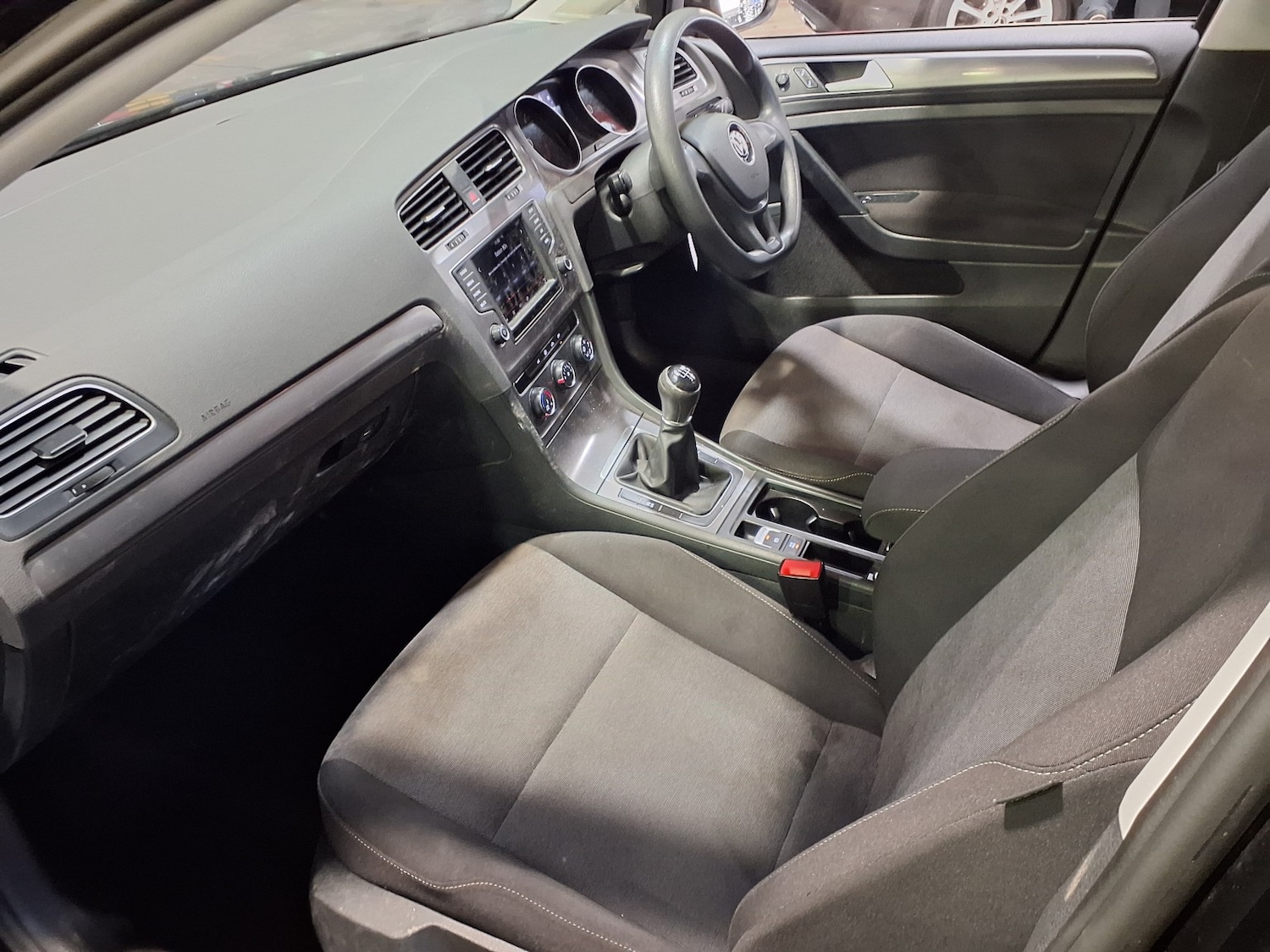 Used Volkswagen Golf 2015 for sale - 78045554: Photo 8