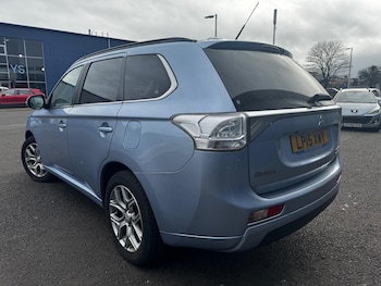 Used Mitsubishi Outlander 2015 for sale - 75630230: Photo