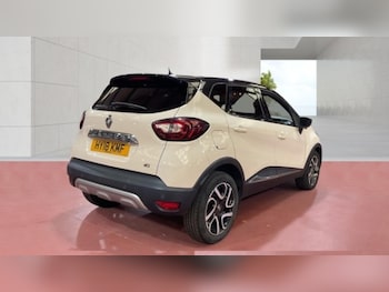 Used Renault Captur 2018 for sale - 79047700: Photo