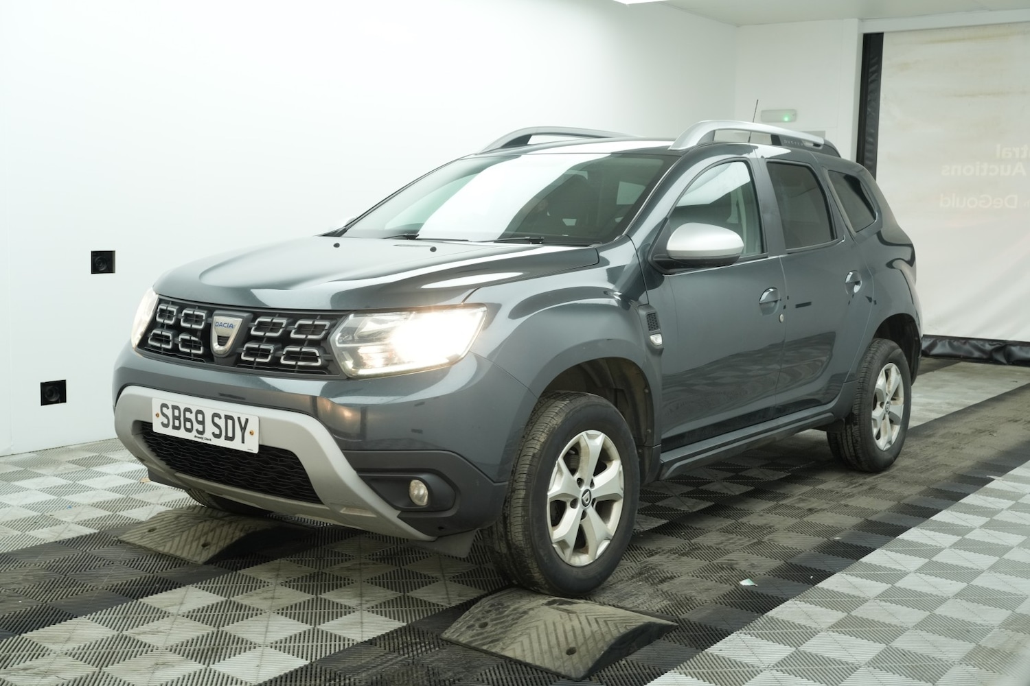 Used Dacia Duster 2019 for sale - 78155317: Photo 2