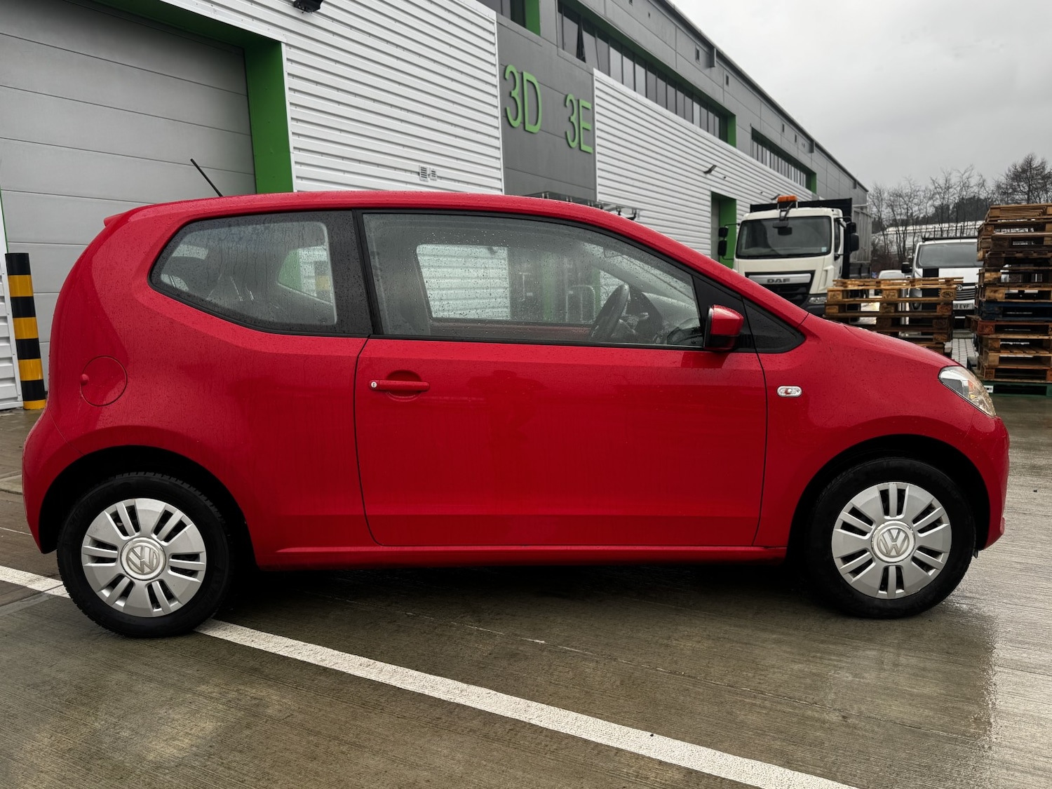 Used Volkswagen up! 2014 for sale - 77251248: Photo 8