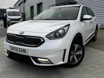 Used Kia Niro 2016 for sale - 76751803: Photo
