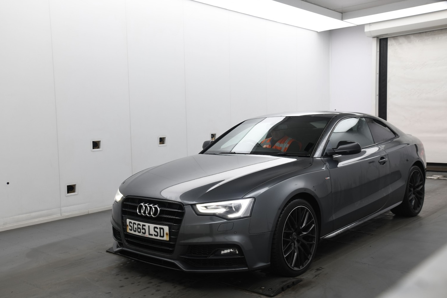 Used Audi A5 2015 for sale - 77228238: Photo 2
