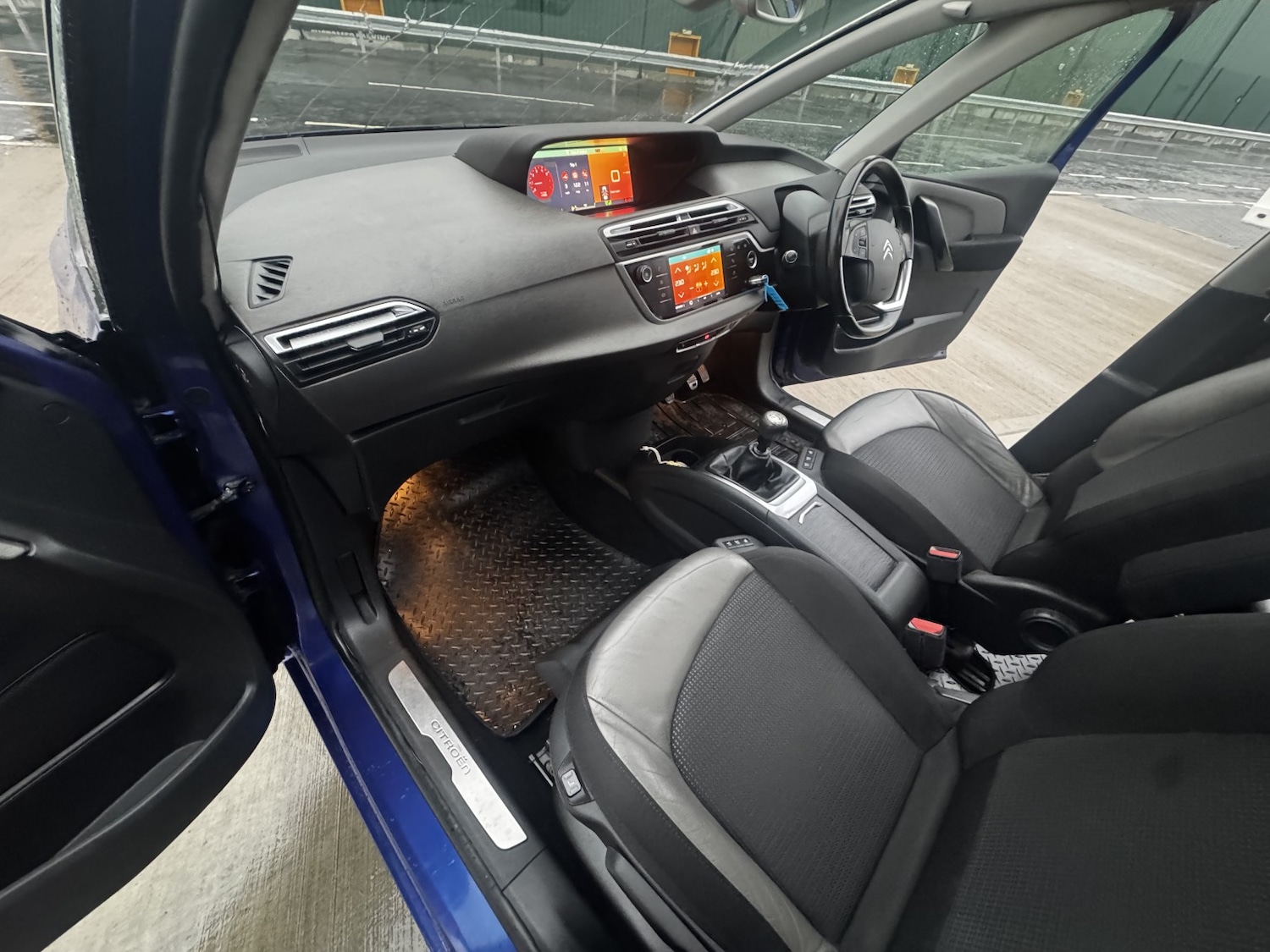 Used Citroen C4 Grand Picasso 2016 for sale - 77465798: Photo 17