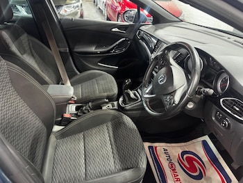 Used Vauxhall Astra 2017 for sale - 76571092: Photo