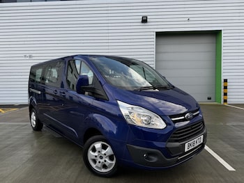 Used Ford Tourneo Custom 2018 for sale - 77008081: Photo