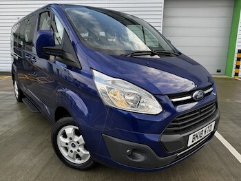 Used Ford Tourneo Custom 2018 for sale - 77008081: Photo