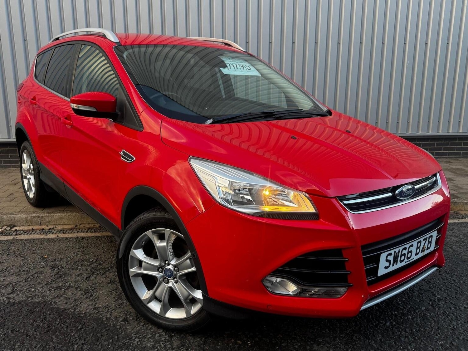 Used Ford Kuga 2016 for sale - 76769613: Photo 2