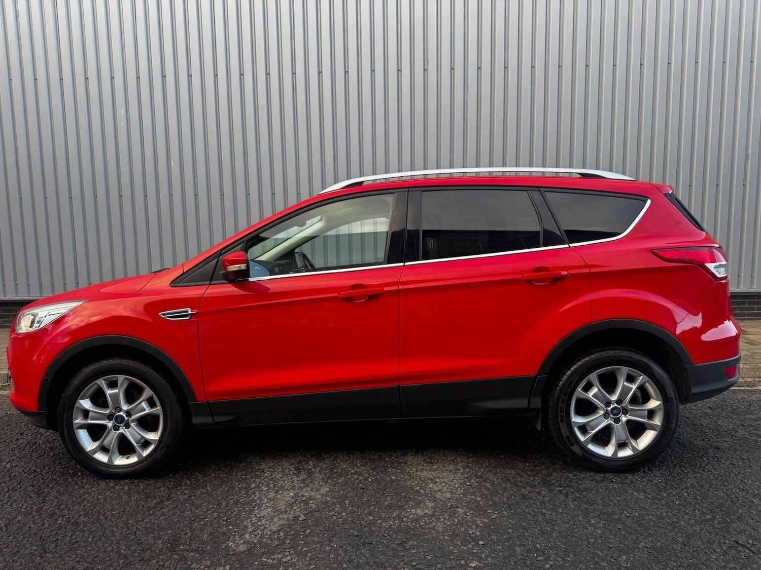 Used Ford Kuga 2016 for sale - 76769613: Photo 9