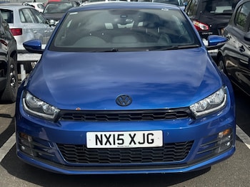 Used Volkswagen Scirocco 2015 for sale - 76338242: Photo 2