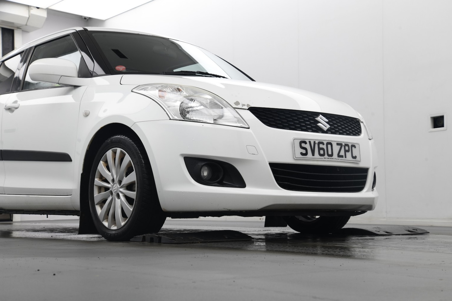 Used Suzuki Swift 2010 for sale - 77781606: Photo 8