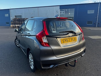 Used Honda Jazz 2017 for sale - 76092317: Photo 3