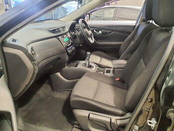 Used Nissan X-Trail 2018 for sale - 78155307: Photo