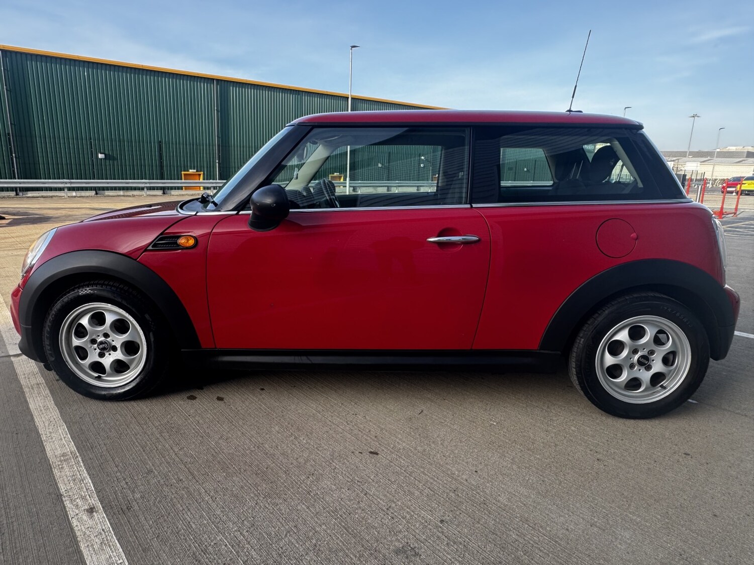 Used MINI Hatch 2011 for sale - 77953905: Photo 8