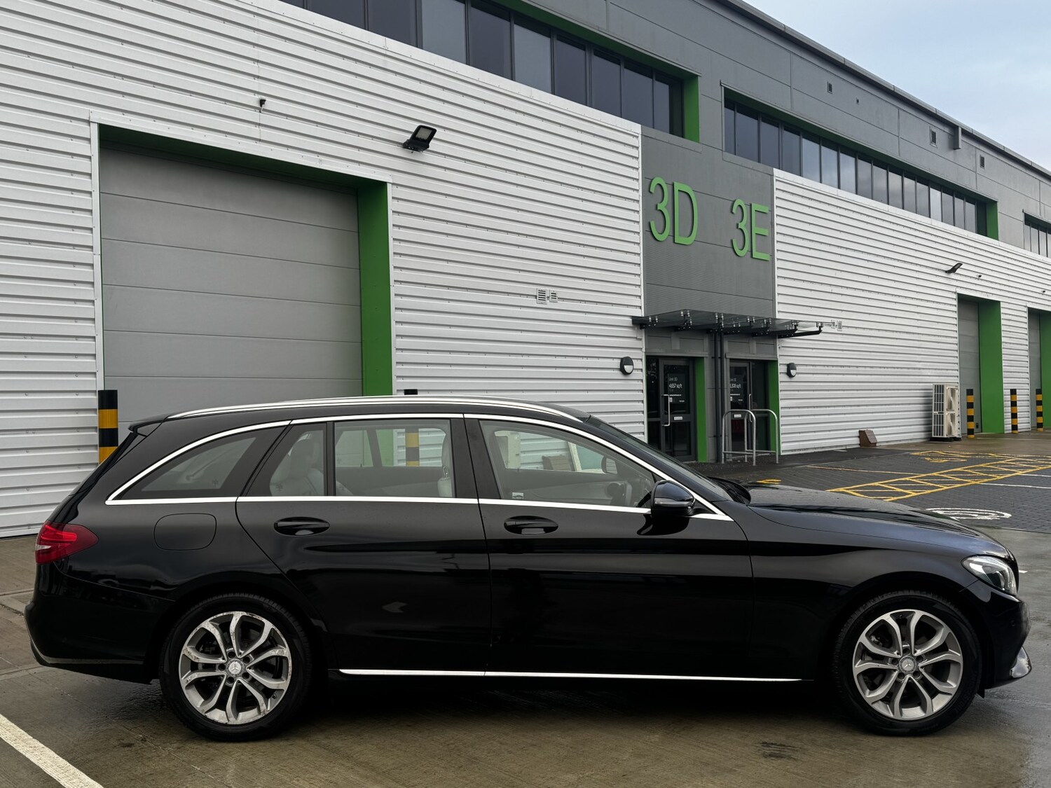 Used Mercedes-Benz C Class 2016 for sale - 77991573: Photo 9