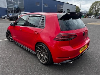 Used Volkswagen Golf 2017 for sale - 76530963: Photo