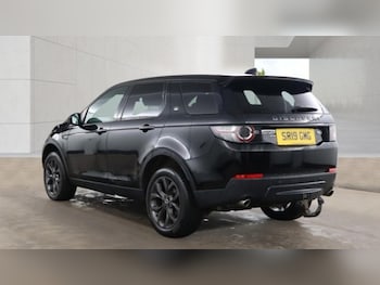 Used Land Rover Discovery Sport 2019 for sale - 79047746: Photo