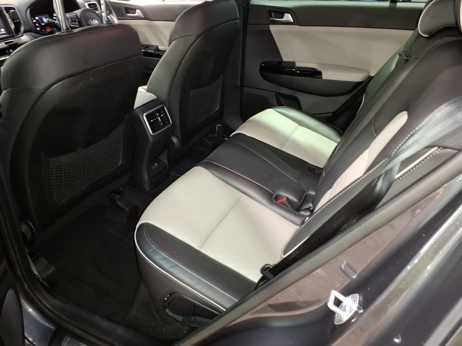 Used Kia Sportage 2018 for sale - 76974393: Photo 11